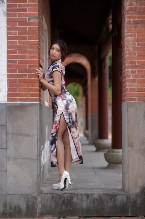 [Mzsock] NO.071 Zhang Lunzhen cheongsam, high heels and beautiful legs, outdoor shot street photography#[52P]-42