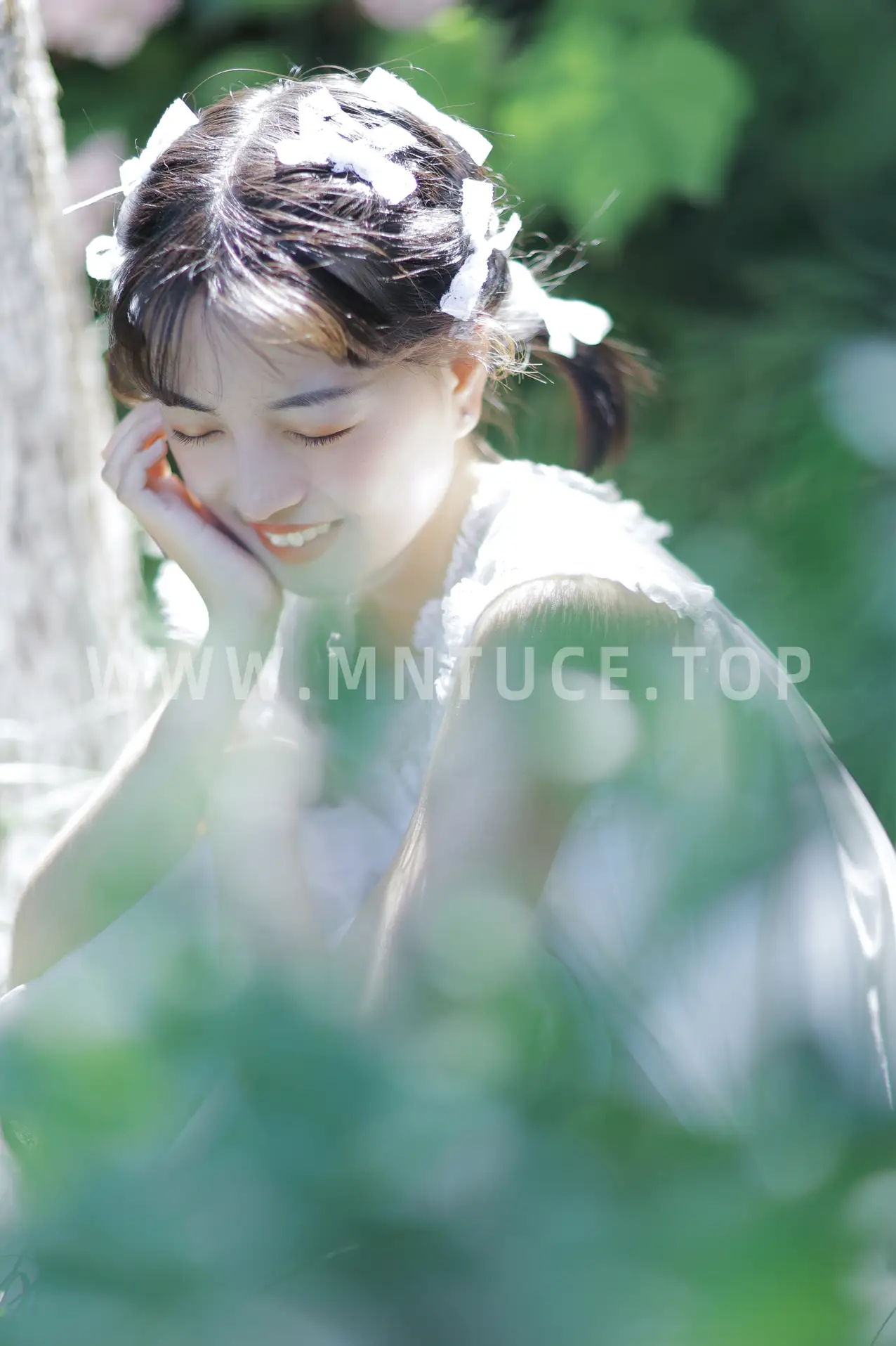 [YITUYU] 2022.05.25 Vol.0979 – Flowers and Girls Xinyu#[24P]-14