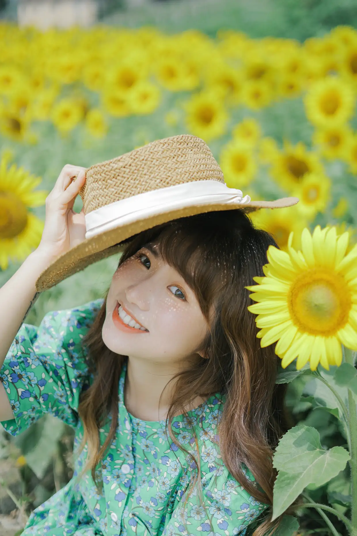 [YITUYU] 2022.07.12 Vol.1458 – Sunflower Summer Fatty Blue-#[33P]-24